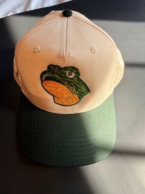OTTO Two-Tone Frog Baseball Cap - Beige & Dark Green